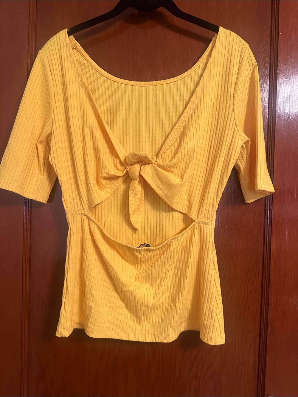 VENUS Yellow Ribbed Scoop-Neck Short Sleeve Top